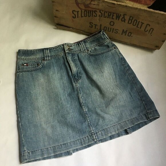 Tommy Hilfiger Denim Skirt Size 8 - Picture 1 of 8